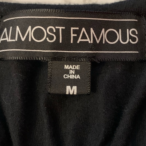 Women’s Sequined Tank Top - Picture 3 of 6